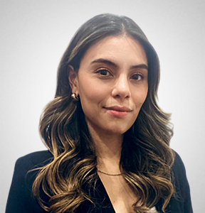 Website Headshot Kelly 288X300px